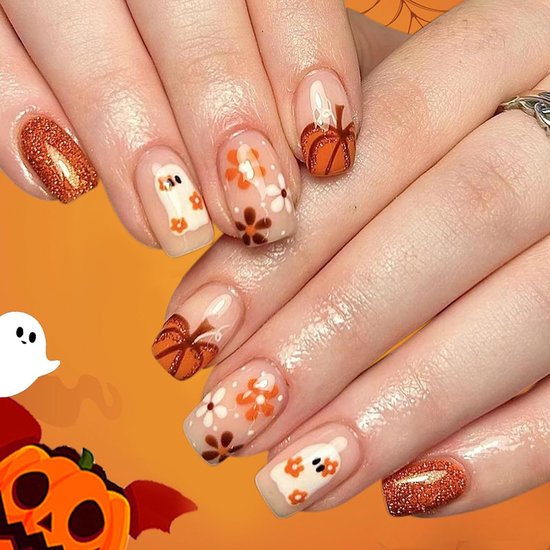24 stuks Halloween press-on nagels, oranje glanzende kunstnagels, Franse nagels om op te plakken, kort, vierkant, met schattige pompoenspoelen, volledige cover, vingernagels om op te plakken