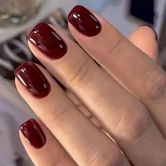 24 stuks nagels om op te plakken kort hoekig, wijnrood French press on nails, acryl full cover kunstnagels, glanzend herbruikbare nep nagels voor vrouwen meisjes DIY manicure