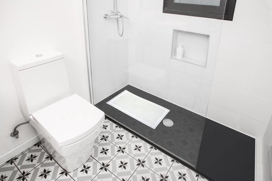 25 Marvelmatten (disposable badmat) assorti prints van Sealskin