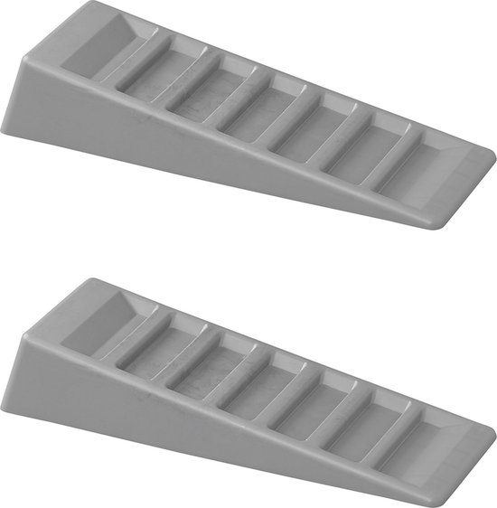 Campout Oprijblok Caravan – Levellers - Oprijblokken - 14,5 x 41,5 cm - Wielbalans - Oprijbrug – Extra Grip - Stabiliteit - Ongelijke Ondergrond - Lichtgewicht kunststof - Inclusief Draagtas - Maximaal 3000 kg belastbaar - 2 stuks – Grijs van Campout