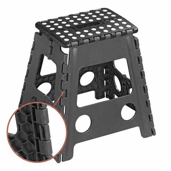 Cheqo® Opvouwbaar Krukje - Inklapbaar Krukje - Opstapkruk - Opstapje - Vouwkruk - Keukentrapje - Campingkruk voor Caravan en Camper - Badkamerkruk - Huishoudkrukje - Zwart - Antislip Kunststof Kruk met Handgreep - Opstapkrukje - Trapkrukje