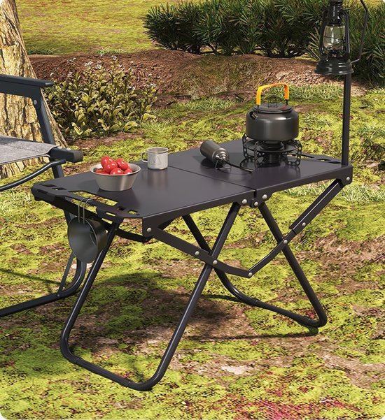 Deze draagbare barbecuetafel een opvouwbare campingtafel met lantaarnhouder is ideaal voor barbecueën in de buitenlucht kamperen koken reizen en picknicken