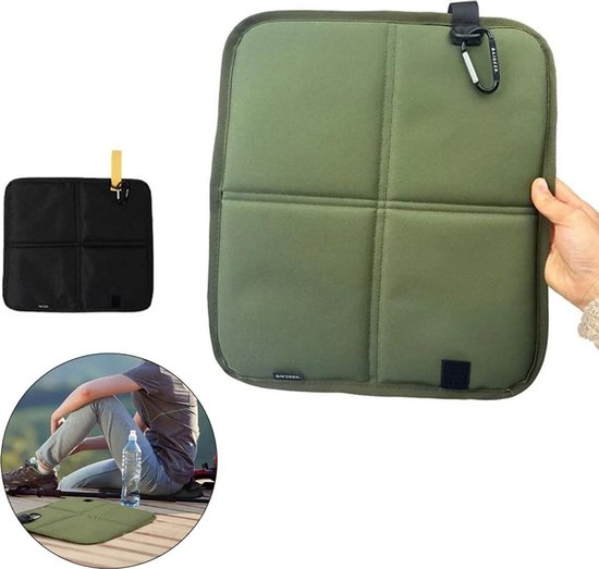 Deze set van twee opvouwbare buitenkussens is waterdicht en warm, met een afmeting van 35,5 x 31 cm. Ze zijn Geschikt voorzien van een karabijnhaak Geschikt voor eenvoudig opvouwen
