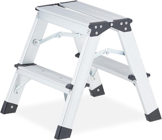 Dubbele trap aluminium inklapbaar tot 120 kg - lichtgewicht huishoudtrap 2 treden - extra stabiliteit van Fippy