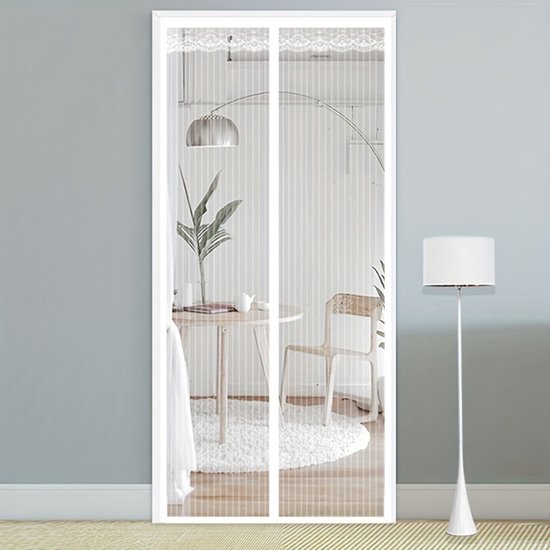 Een magnetische deur met een klamboe-ontwerp, voorzien van gestreepte kanten details, een magnetische sluiting van boven tot onder, automatische sluiting en bevestigingsmiddelen met haken en lussen,Wit, 110x210 cm
