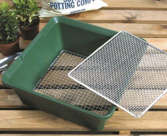 Frankys Flora - tuinzeef- compostzeef - zeef voor wormentoren - wormenhotel van Frankys Flora