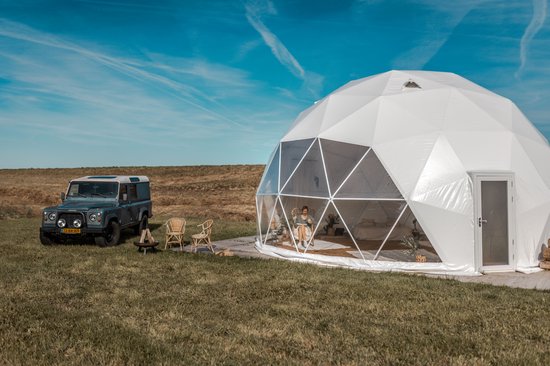 Glamping DOME/ GLOBE - 8 meter - Wit van GARDEN IGLOO