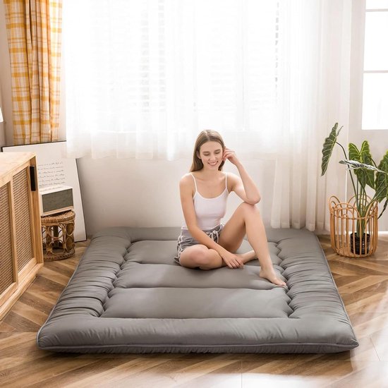 Japanse Vloermatras - Futonmatras Tatami - Slaapruimte Creëren - Opvouwbaar en Draagbaar - Volledige Grootte 203x137cm - Houtskool Grijs van Merkloos