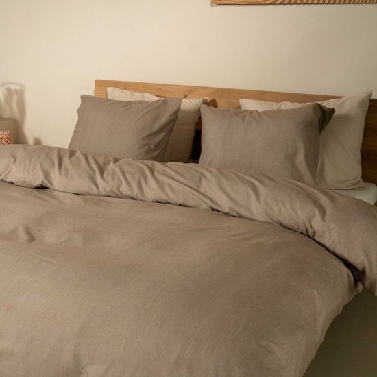 Kayori Susa Dekbedovertrek Flanel - 240x200-220 +2 slopen - Lits-jumeaux - Warm & Knuffelig - Taupe van Merkloos