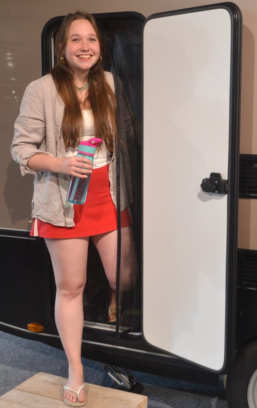 Ki-tec - KC102 - Magnetisch Vliegengordijn Camper & Caravan – 60x180 cm – Zelfsluitend – Outdoor Gaas – Kind- & Huisdiervriendelijk van Merkloos