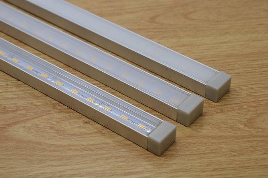 LDR-Lighting - 30cm - Camper, caravan, boot led verlichting - waterdicht - dimbaar via afstandsbediening - 12V van LDR-Lighting