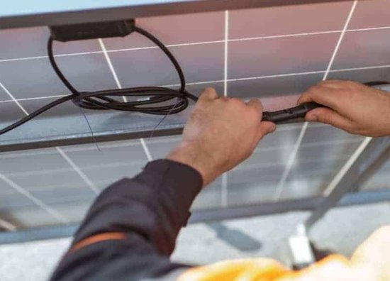 MC4 Solar kabels (2 stuks)- Zonnepaneel aansluitkabels - Solar verlengkabels - zwart - 2 meter - 4mm2 kabel van V-TAC