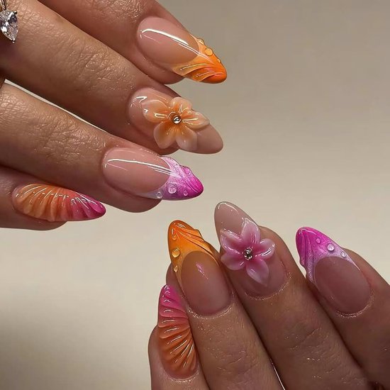 On Nails Kort, Amandel Gradient Paars Frans 3D Bloemen Zeester Diamant Gestreept Design Amandel Y2k Nepnagels, Ombre Bloemen Zomer Kunstmatige Vingernagels