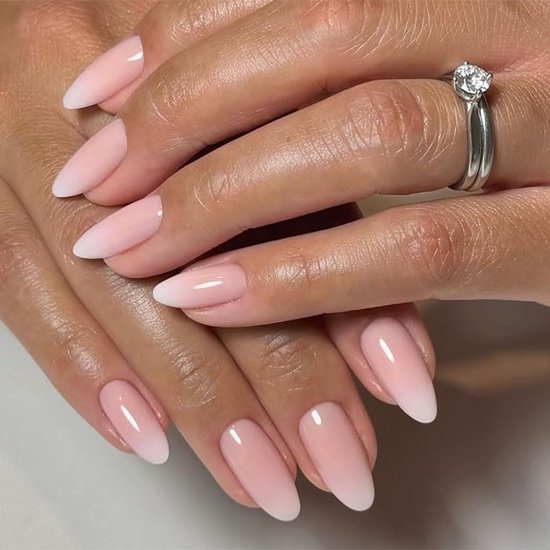 On Nails, Press On Nails Frosted Chai Glazed Medium Almond Nude Ombré Kunstnagels 30PCS Salonkwaliteit