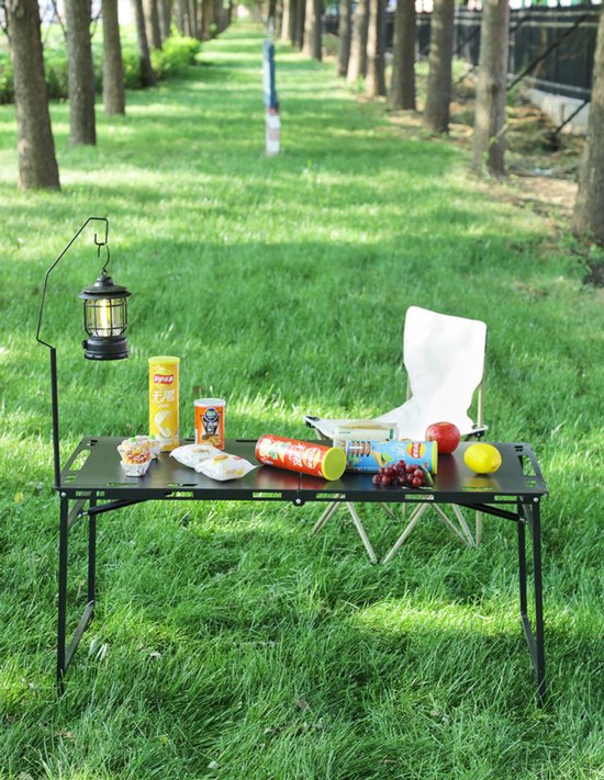 Opklapbare barbecuetafel met licht onderstel geschikt voor buitengebruik afmetingen 104*48*50 cm draagbare campingtafel lichtgewicht metalen barbecuetafel met handvat geschikt voor kamperen picknicks en barbecueën zwart