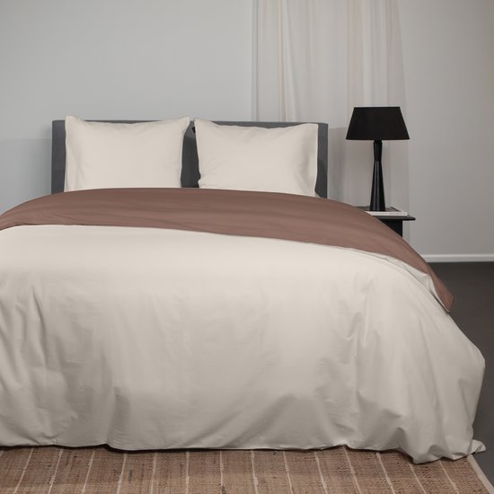 Superieur Dekbedovertrek Twin Face – Creme / Taupe - 100% Katoen - 260x200/220cm Extra Breed – Warme taupe met creme dekbedset – adembenemend in uitstraling – optimaal ventilerend en ademend van Merkloos