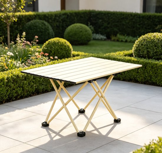 Ultralichte opvouwbare campingtafel 68x48x41 cm Gele strandtafel voor buiten Inklapbare picknicktafel ideaal voor reizen en backpacken