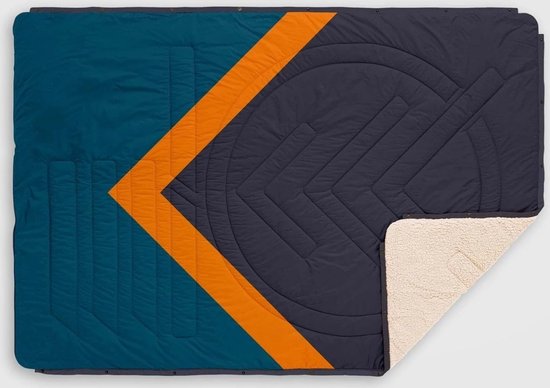 Voited Cloud Touch Pillow Blanket Down Under van Voited