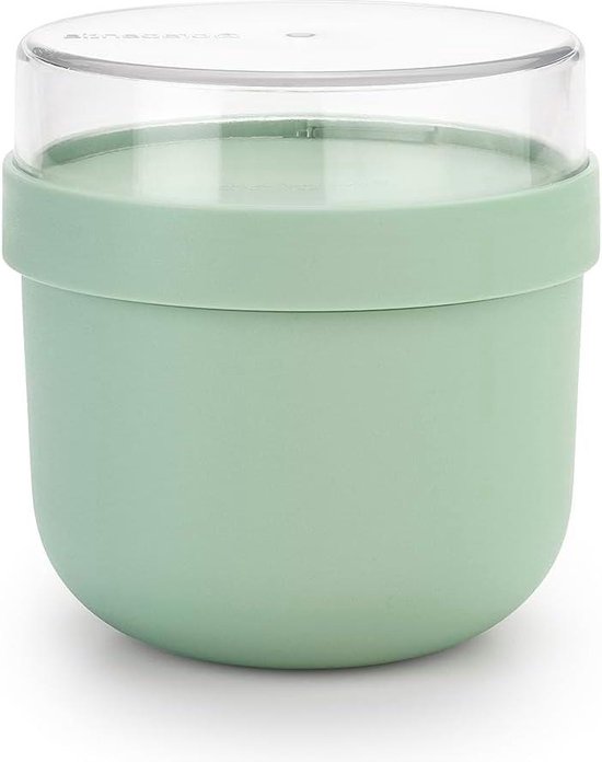 Yoghurtbeker to go met Opschroefbaar Bakje voor Ingrediënten 0.5L - Lekvrij - Geschikt voor Diepvries Vaatwasser- & Magnetronbestendig - Jade Green yoghurt beker to go van Mepal