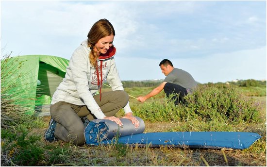 Zelfopblaasbare Slaapmat - Kampeer mat Slaaprol - Kamperen en Buiten - Ergonomisch Ontwerp - 200x65x10 cm - Blauw van Merkloos