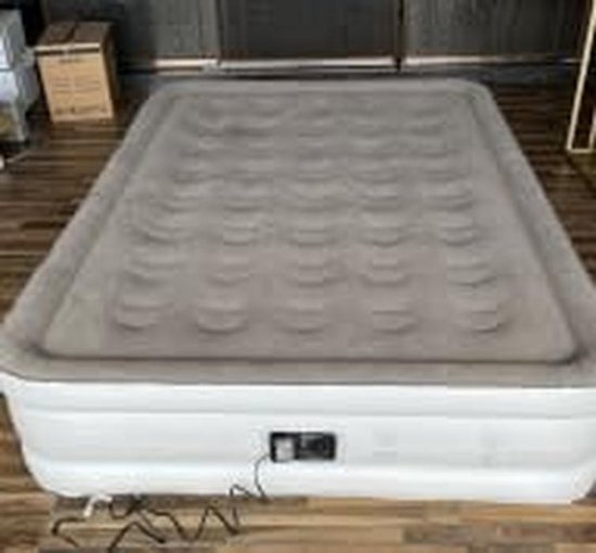Zelfopblazend Luchtbed 1 Persoon met Ingebouwde Pomp - Draagbaar Logeerbed voor Camping en Thuis van Merkloos